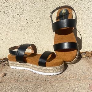 Platform sandal